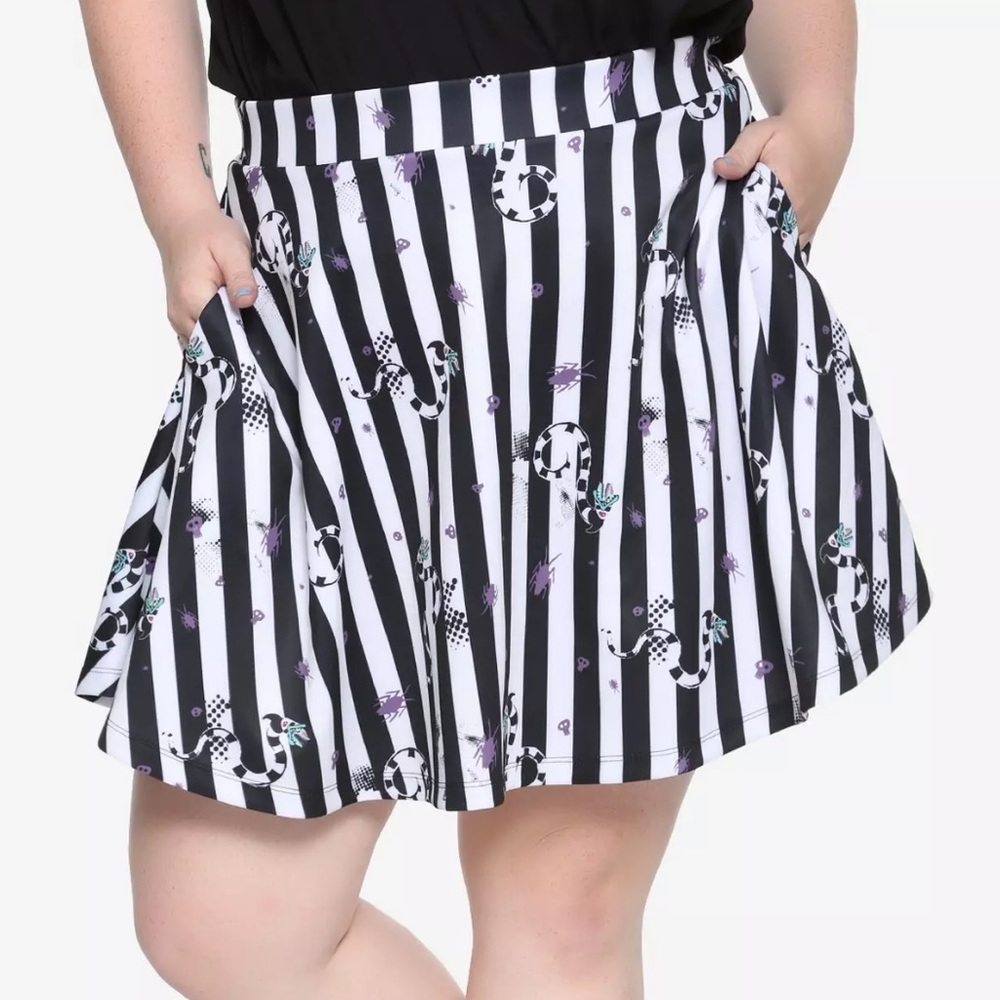 Hot Topic Beetlejuice Cosplay Skater Skirt Plus
